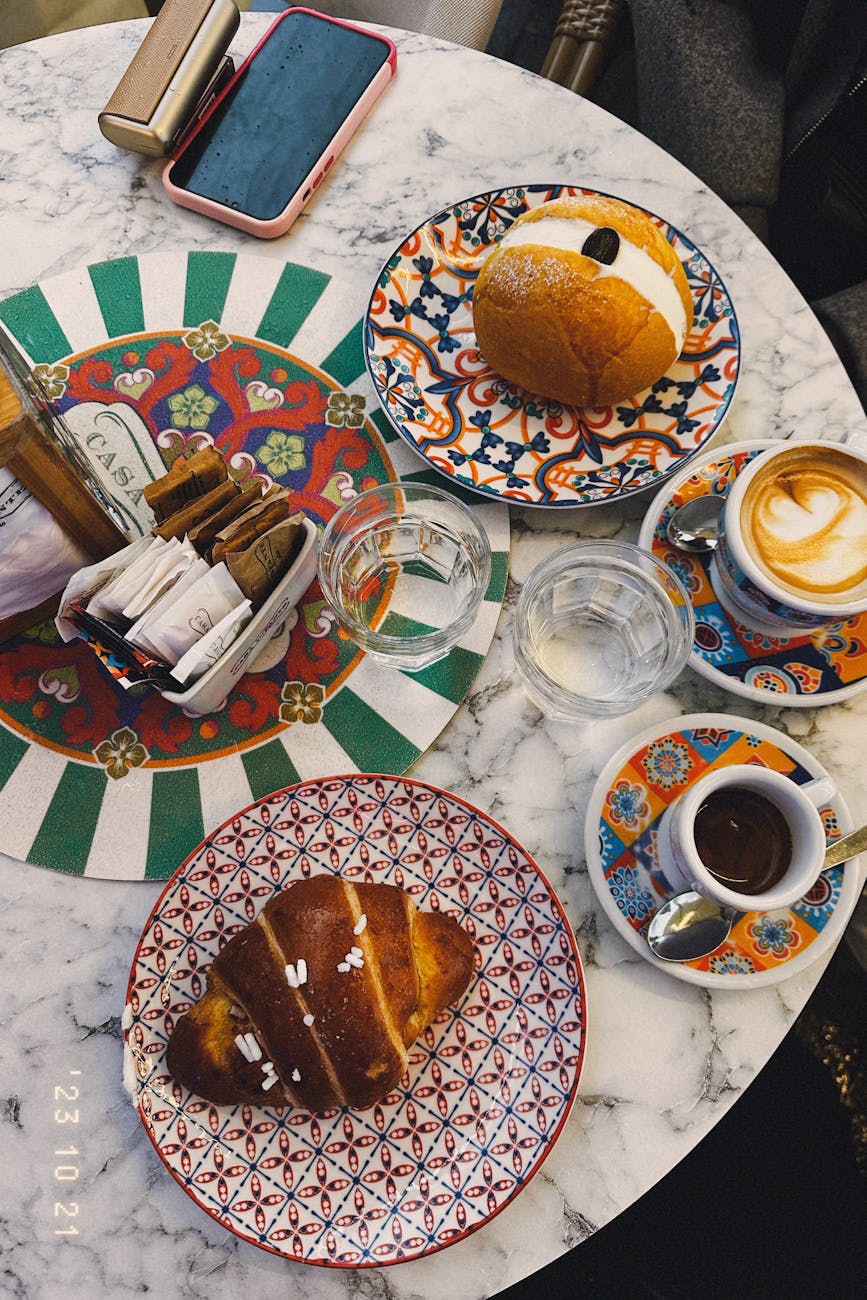 A Beginner’s Guide to Coffee in Italy: What to Order at Bars & Cafés